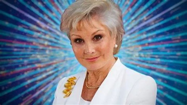 Angela Rippon's Net Worth, Wiki, Age, And Weight Revealed
