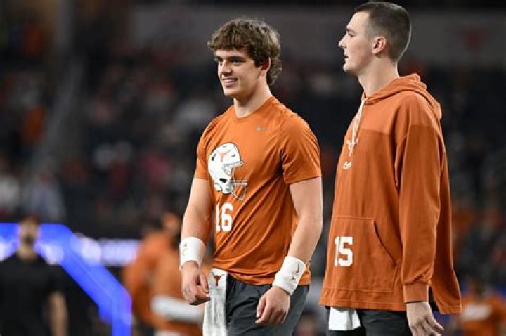 Eli Manning Thinks He'd Beat Brother Peyton In Manning Bowl Rematch ·