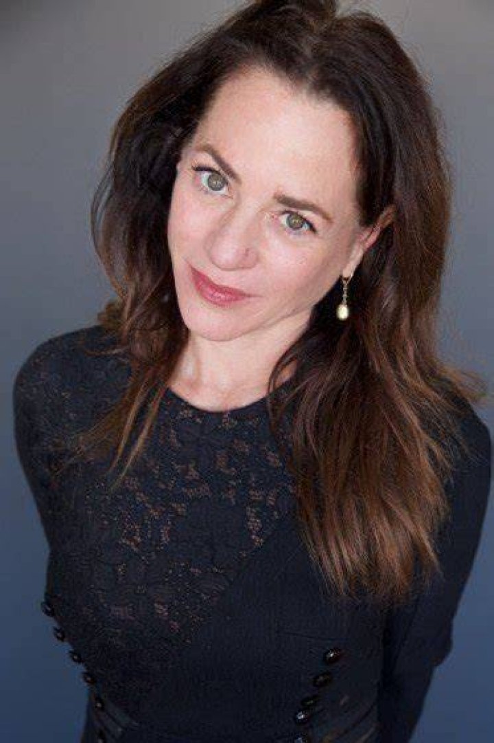 Elissa Middleton's Artistic Mastery And Inspiring Journey