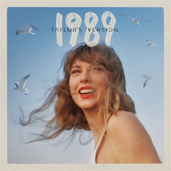 Is Taylor Swifts Album 1989 About Harry Styles? Hollywood Life ·