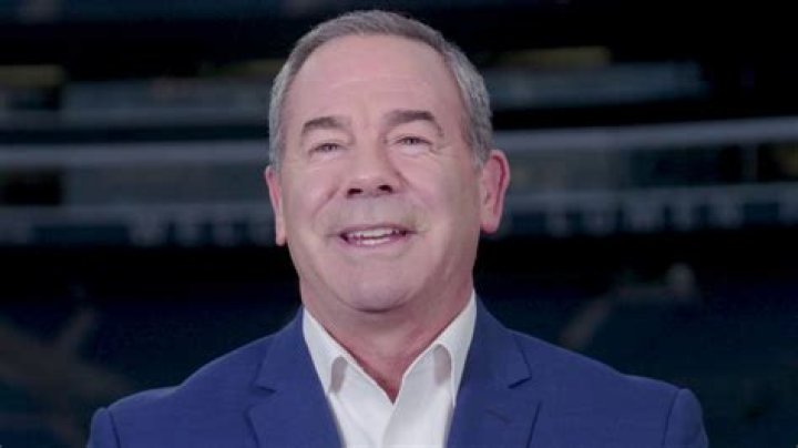 Kevin Ogle KFOR, Bio, Wiki, Age, Height, Wife, Salary, and Net Worth ·